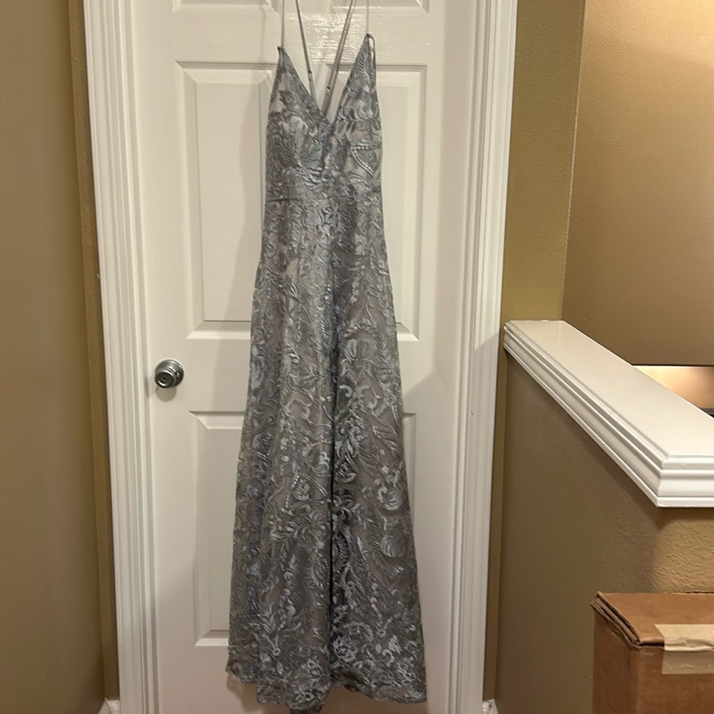 Wedding/guest/prom gown